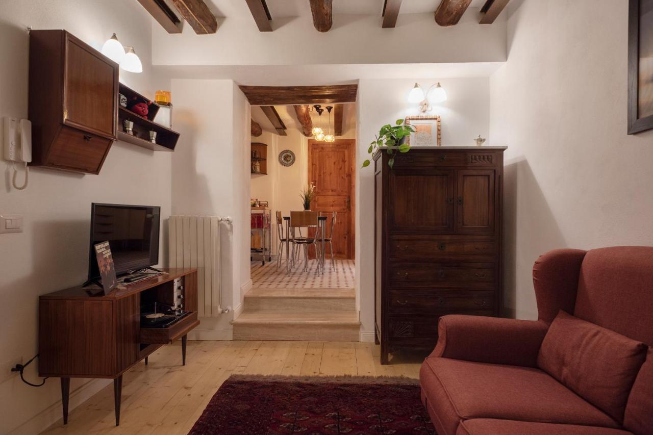 Casa Donna Aiuola Lägenhet Neapel Exteriör bild